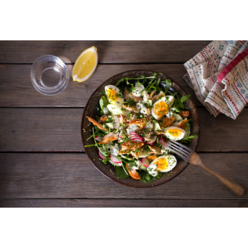 Makrélafilé citrommal és bazsalikommal, salátához felhasználva