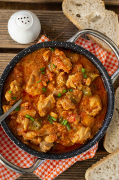 Csirkepaprikás étel 