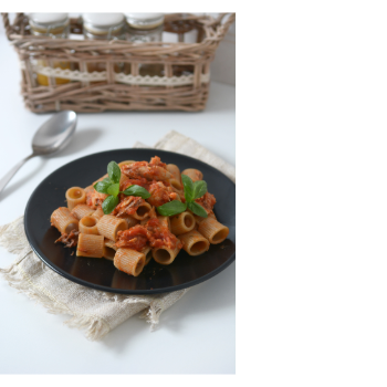 Paradicsomos makréla katalán módra