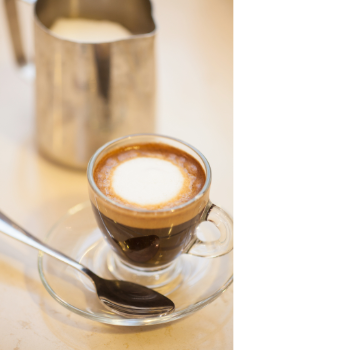 Macchiato készítése krémes espresso kapszulával